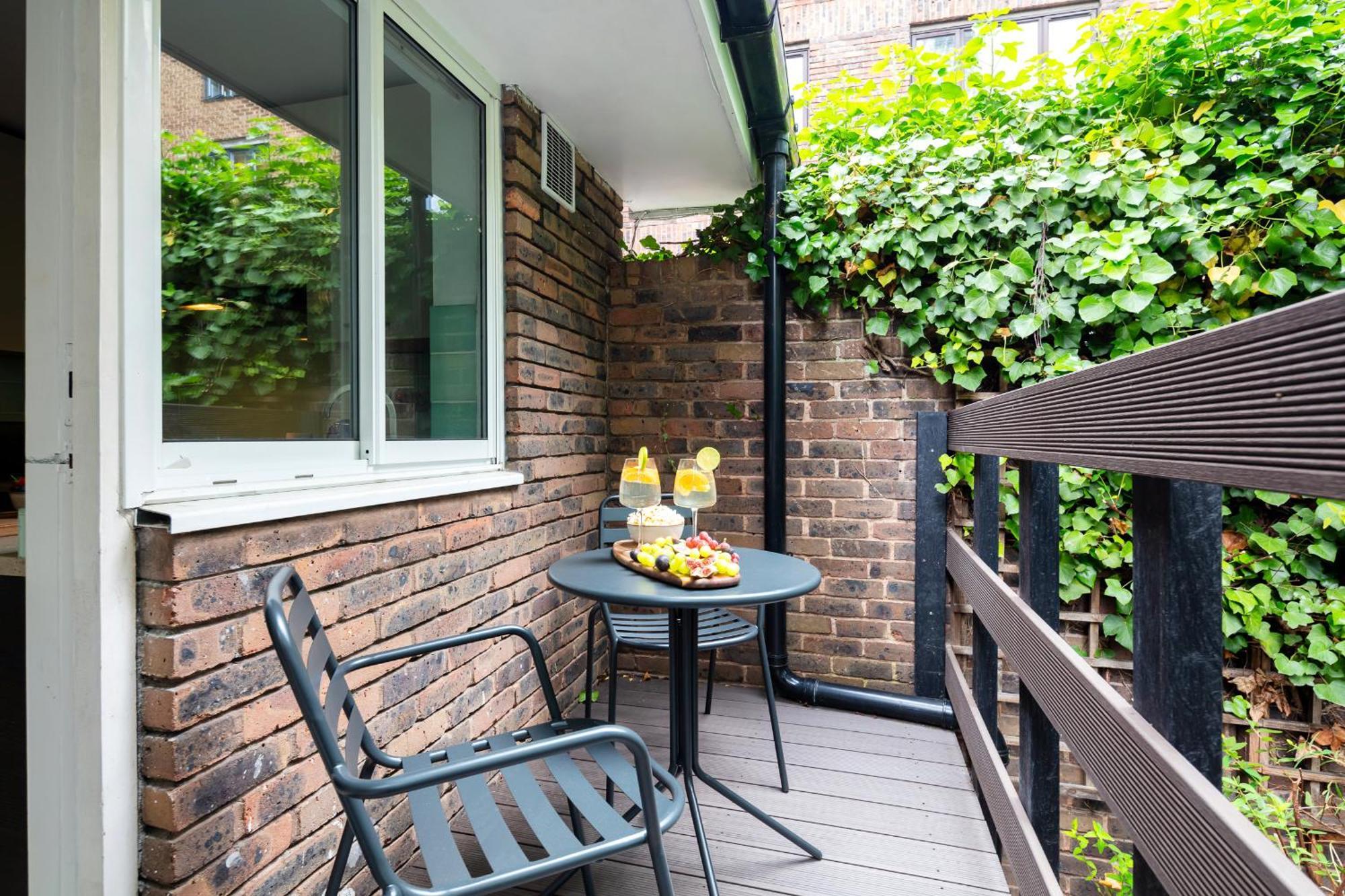 Rare 4Beds Townhouse In Kensington With Patio Villa London Eksteriør billede
